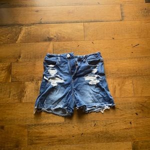 American Eagle Next Level Stretch Curvy High Rise Ripped Jean Shorts, Size 6
